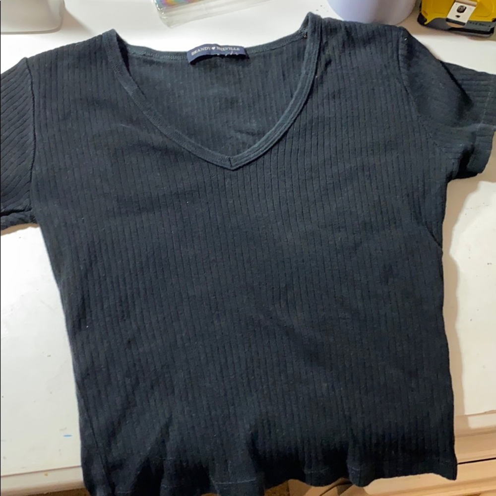 BRANDY MELVILLE BLACK SLIGHT V-NECK CROP TOP